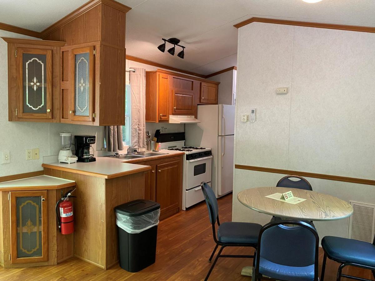 The Vintage Rv'S At Wilderness Presidential Camp Resort By Tripforth Spotsylvania Exterior foto